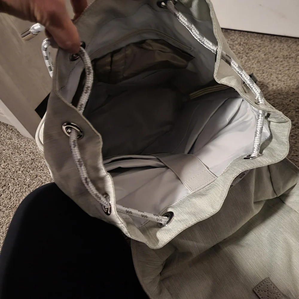 Nordace Comino Daypack - Picture 5 of 9